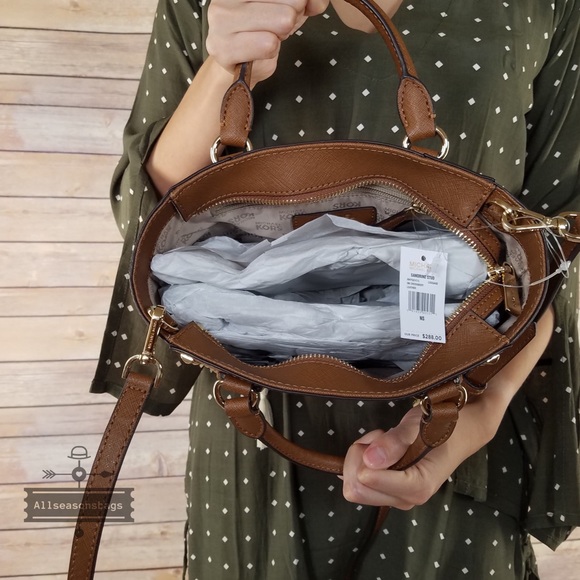 Michael kors small Sandrine stud luggage crossbody - Picture 7 of 8